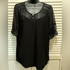 Zero 2 Eight Black Sheer Short Sleeve Blouse Keyhole Size 1X ‎ Ruffle Pleats NWT